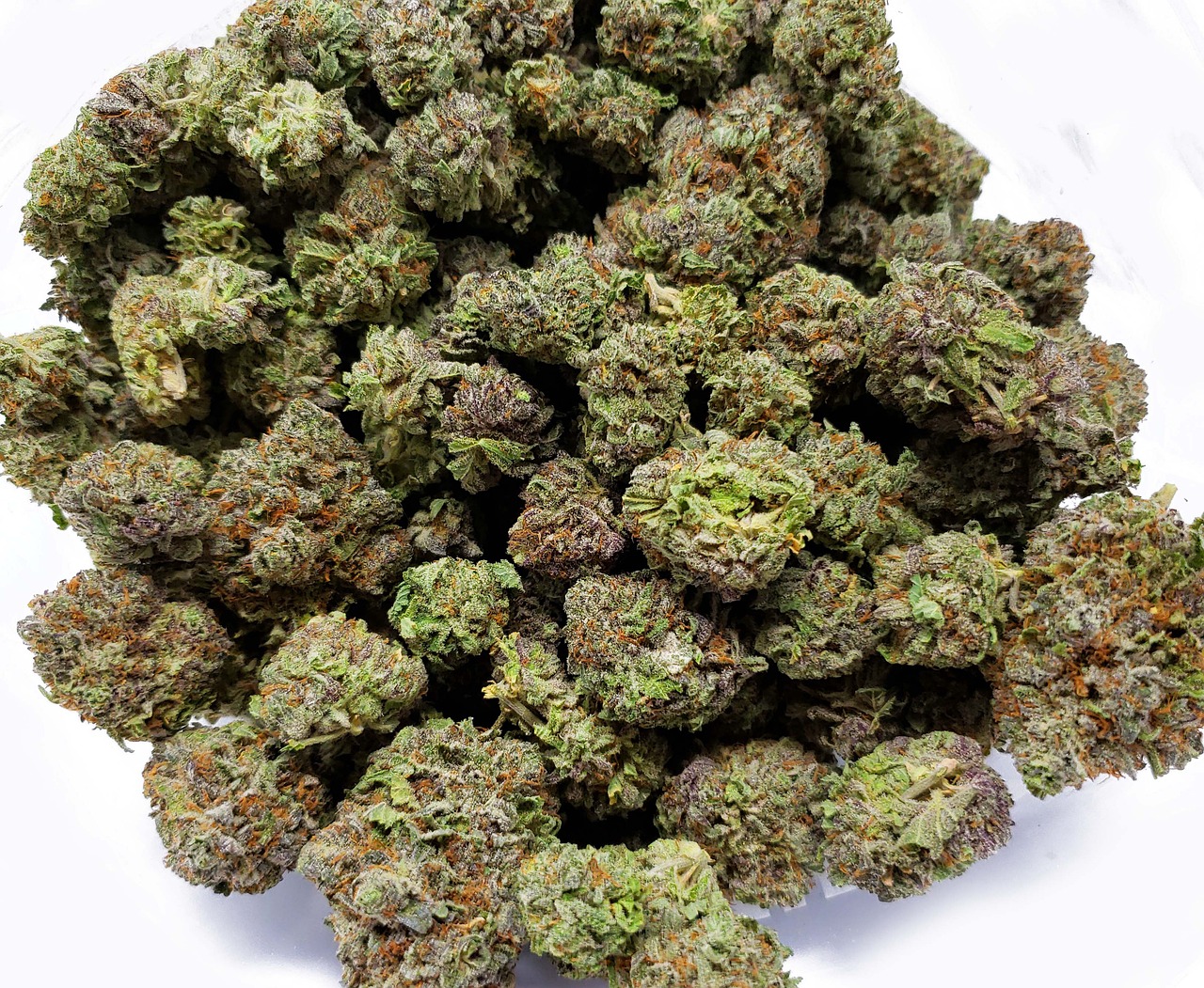 cherry cola weed, colour weed, bulk buddy, buy weed online, buy weed canada, bulk buddy dispensary