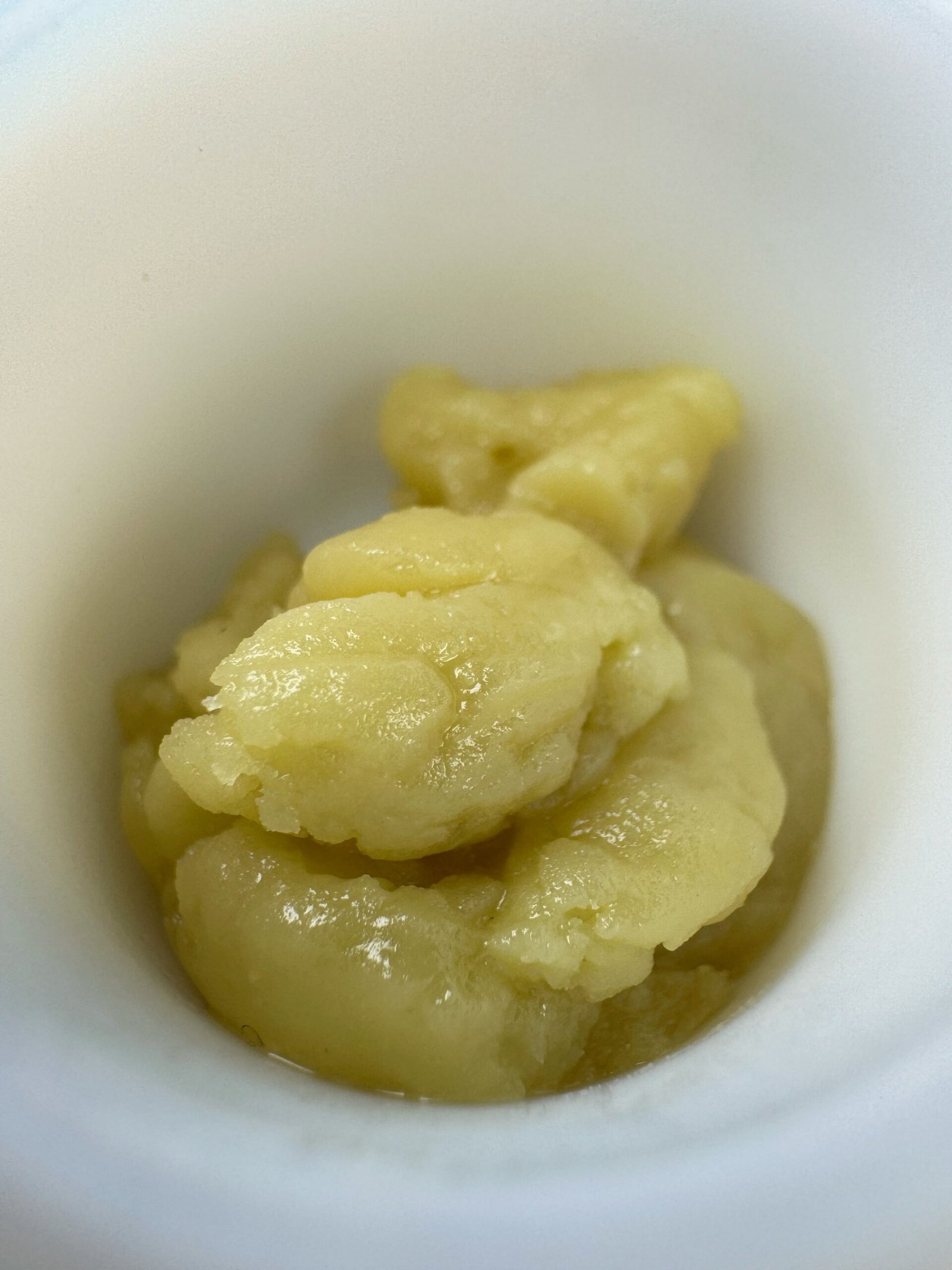 Sour Peaches – Bulk THCA Live Rosin 1 Sour Peaches – Bulk THCA Live Rosin